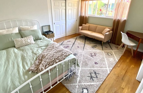 West End House | Tacoma house with hot tub