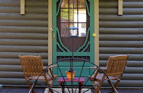 Keswick Ridge Cabin | Taffy Lake Wilderness Retreat