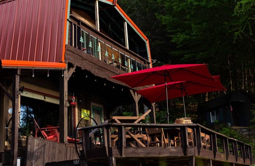 Keswick Ridge Cabin | Taffy Lake Wilderness Retreat