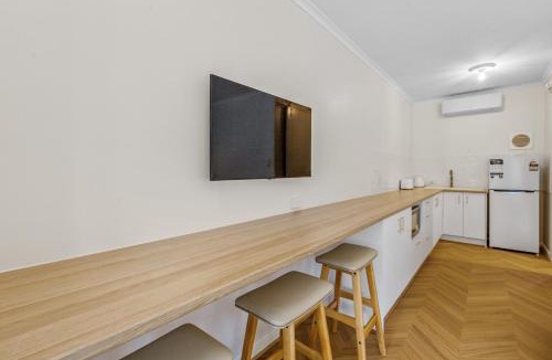 Glenelg Hotel | Taft Apartments