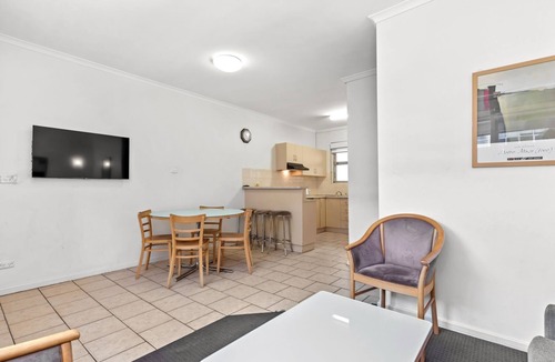 Glenelg Hotel | Taft Motor Inn