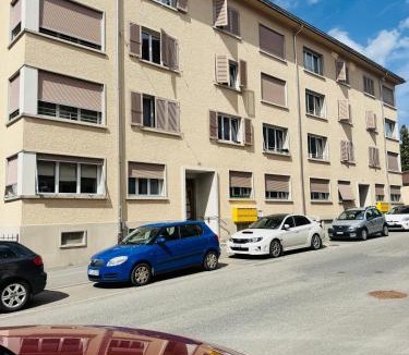 Le Locle Apartment | Tahir Flat