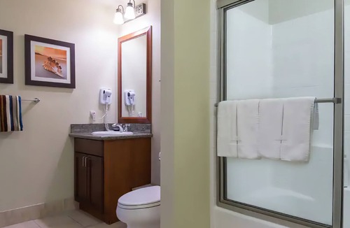Las Vegas Resort | Tahiti Village 1-BR Condo - Tropical Oasis with Luxury Resort-Style Pool
