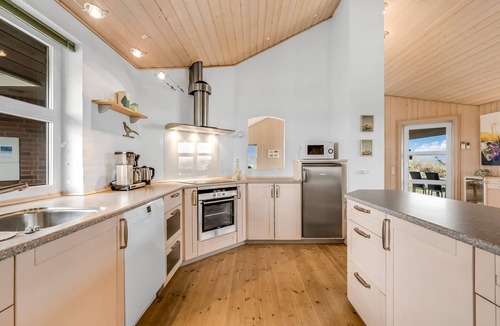 Houvig Strand House | "Tahnee" - 450m from the sea by Interhome