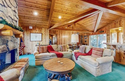 Chamberlands House | Tahoe Getaway