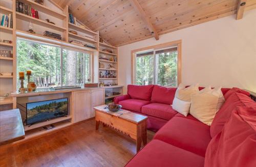 Tahoe Pines House | Tahoe Pines Beach Retreat