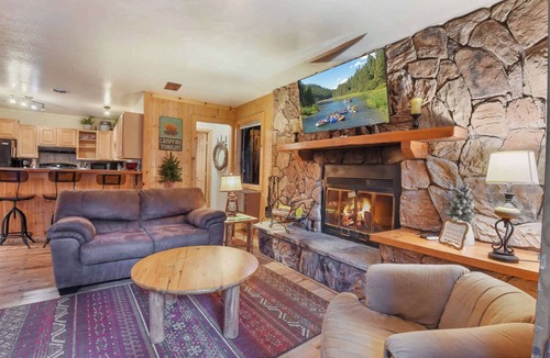 Tahoe Pines House | Tahoe Pines Cabin