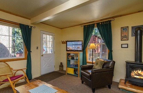 Tahoma Bed & Breakfast | Tahoma Meadows Cottages