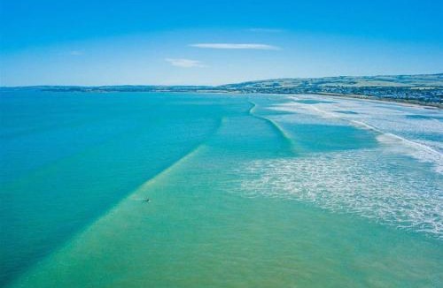 Middleton House | Tahren Beachfront Shack Wifi - Pet-friendly