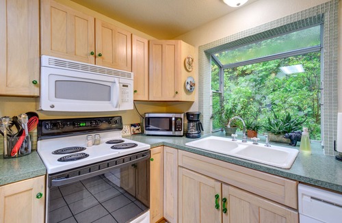 Matlock Cabin | Tahuya Cabin: Hood Canal + Olympic Mountain Views!