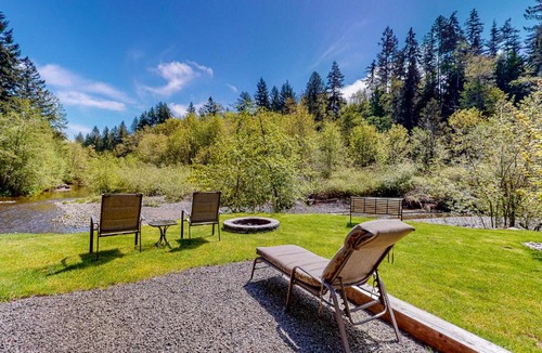 Mason County Hotel | Tahuya River Lodge #1
