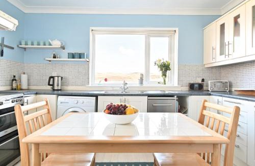 Tighnabruaich House | Taigh An Uillt