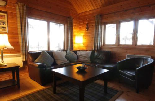 Tain House | Taigh Fiodha