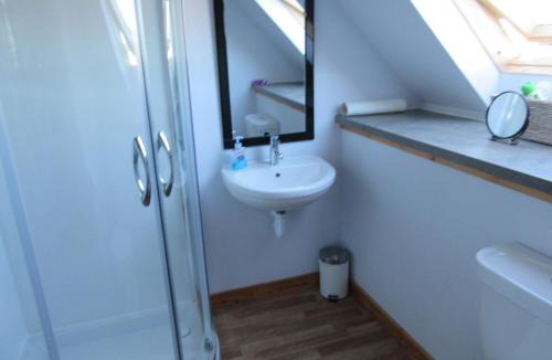 Mellon Charles Apartment | Taighali Apartment