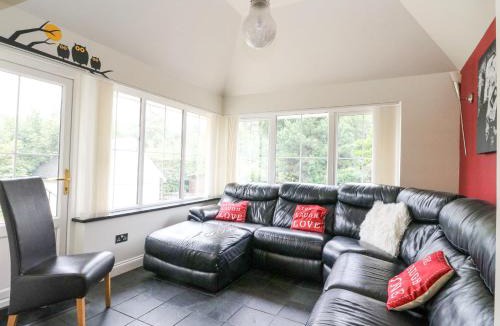 Killin House | Taighean Anndra