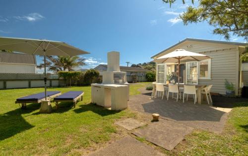 Surfdale House | Taimana Beach Front, Surfdale