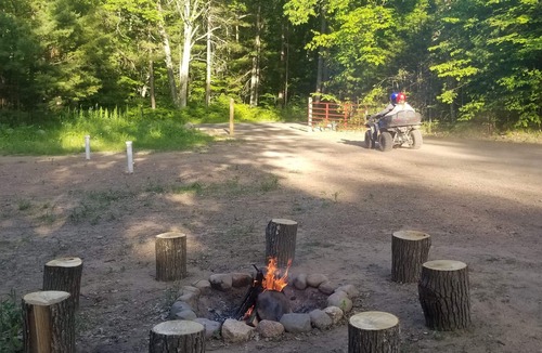 New Post Cabin | Tainter Cabins