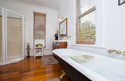 Hawera Cabin | Tairoa Lodge & Cottage