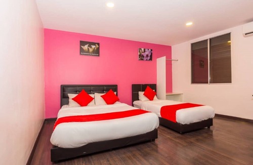 Kampung Jawa Hotel | Taj Grand Hotel