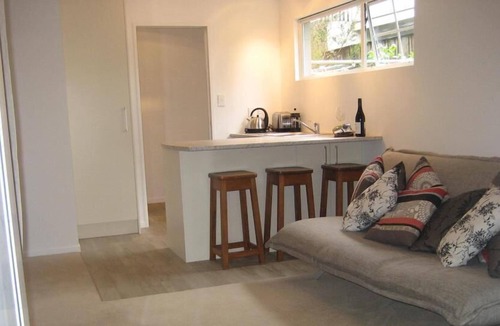 Takapuna Condo | Takapuna Beach Studio