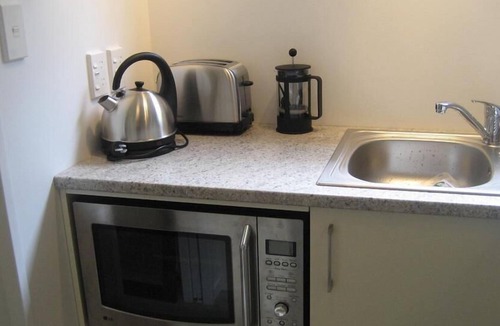 Takapuna Condo | Takapuna Beach Studio