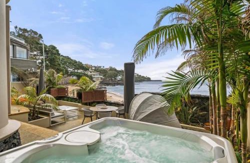Takapuna House | Takapuna Beachfront w Stunning Views