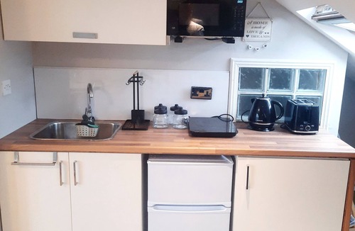 Telegraph Hill Apartment | Take a break and unwind at this peaceful oasis