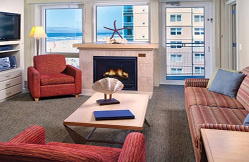 Seaside Gilbert District Condo | Take a Break at the Beach