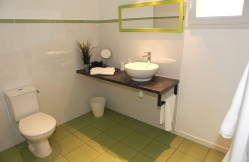 Saint-Seurin-de-Cadourne Bed & Breakfast | Take a break!