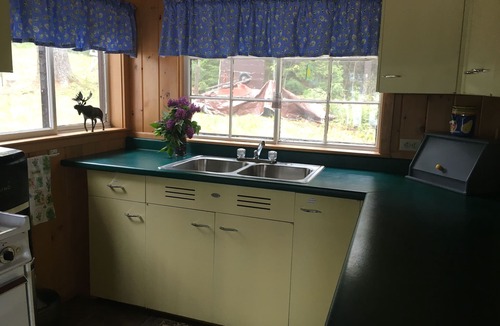 Lincoln Cottage | Take a Rest at Pine Point