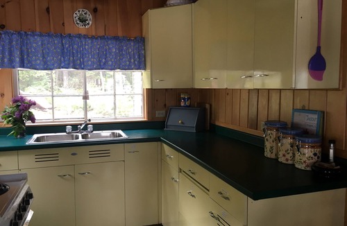 Lincoln Cottage | Take a Rest at Pine Point