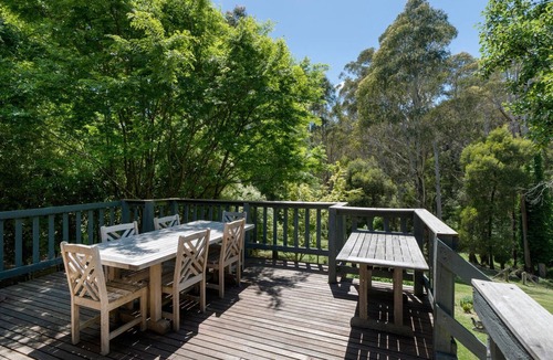 Merrijig House | Take it easy at this unique and tranquil getaway.