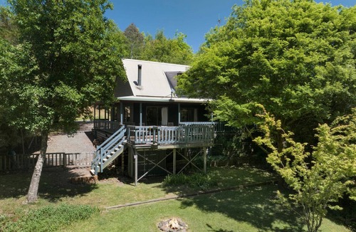 Merrijig House | Take it easy at this unique and tranquil getaway.