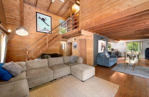 Merrijig House | Take it easy at this unique and tranquil getaway.