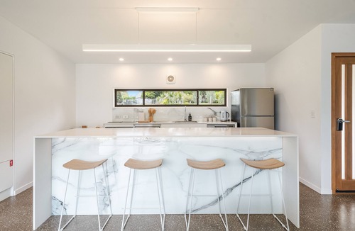 Tintenbar Cottage | Take it easy at this unique and tranquil getaway.