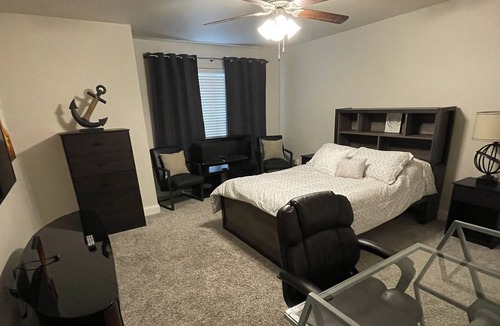 Odessa House | Take it easy at this unique and tranquil getaway. Relaxing all the way.