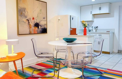 Coral Brook Apartment | Take It Easy - Studio, Pool, Waterfront