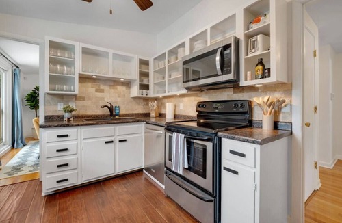 Tallahassee House | TAL Getaway|POOL |7 Mins to FSU