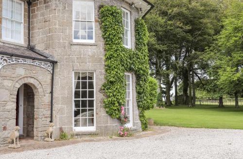 Llanfairpwllgwyngyll House | Tal Gwynedd