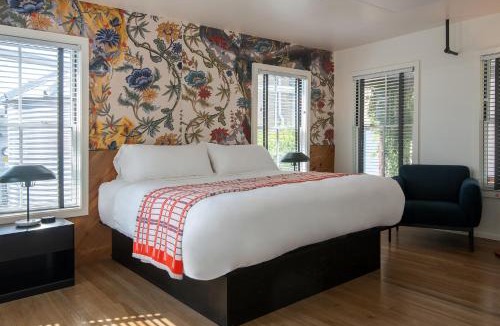 Taylor Hotel | Talbot Commons Hotel