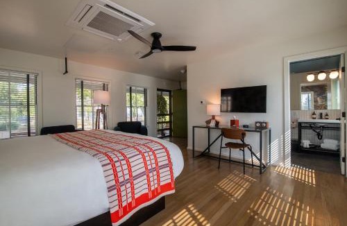 Taylor Hotel | Talbot Commons Hotel