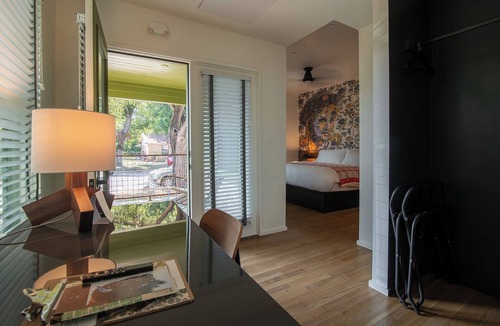Taylor Hotel | Talbot Commons Hotel