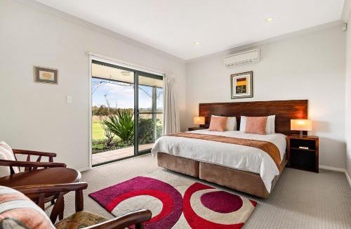 Lovedale Villa | Talga Estate