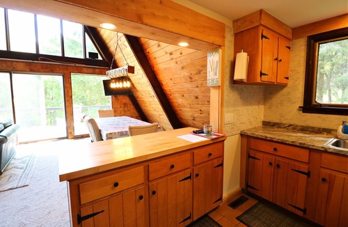 Little Valley House | Tall Pines