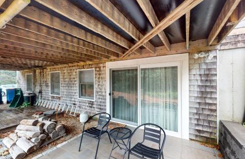 Wellfleet House | Tall Pines