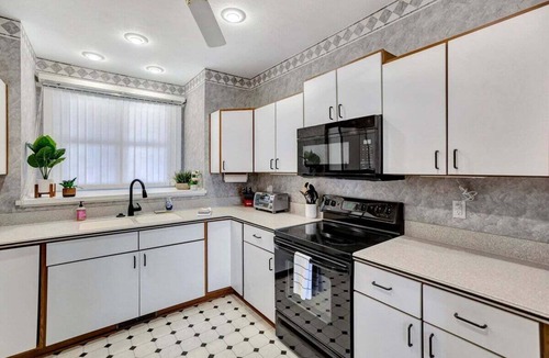 Salem Condo | Tall Ship 320 Keowee Key