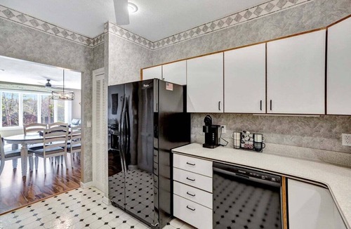 Salem Condo | Tall Ship 320 Keowee Key