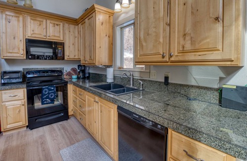 Garden Valley Cabin | Tall Tail Lodge Mountainside Retreat!