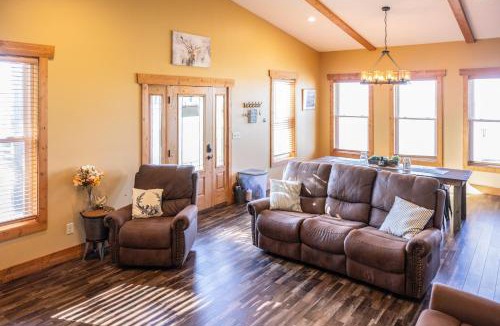 Huntsville Apartment | Tall Tine Lodge