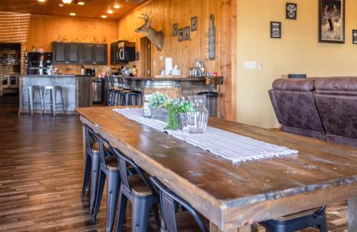 Huntsville Apartment | Tall Tine Lodge